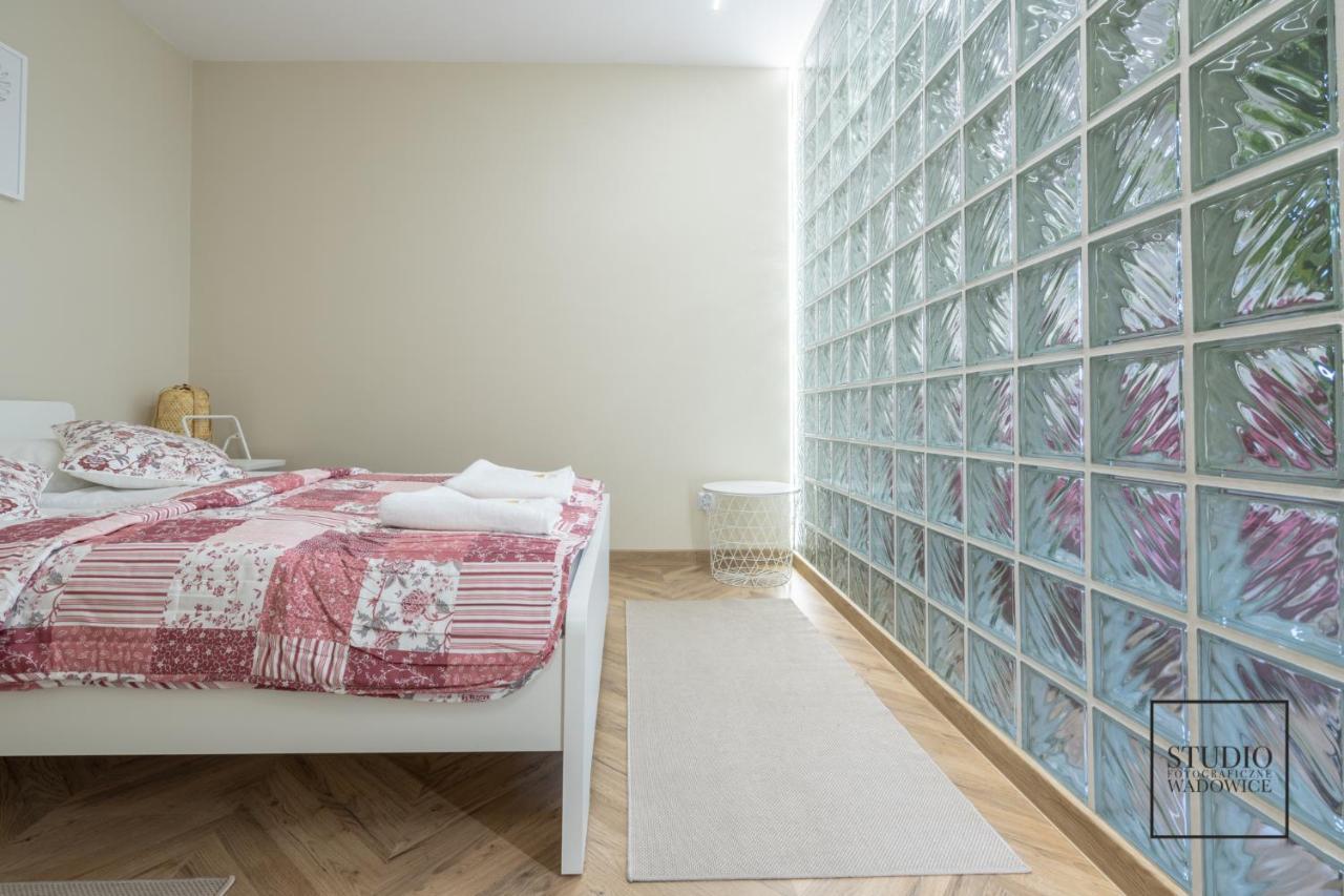 와도웨스 Apartament Karminowy 아파트 외부 사진